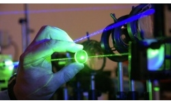 Российскими учеными создан компактный лазерный скальпель