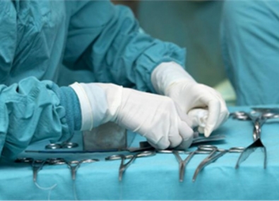 Российские врачи провели операцию по пересадке печени пациентке в коме